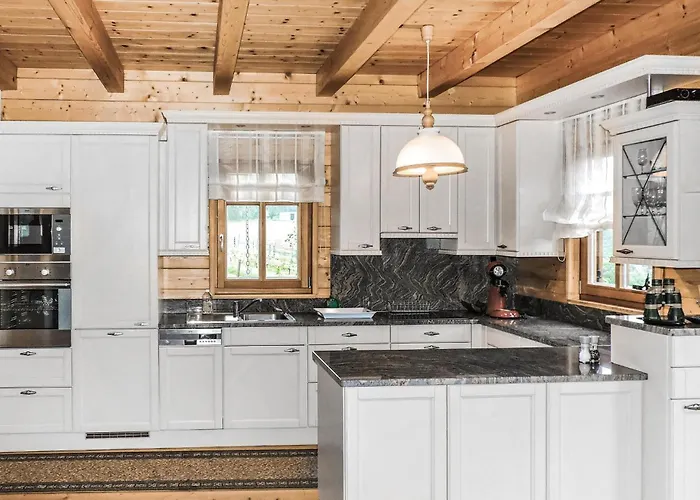 In بيت للعطل