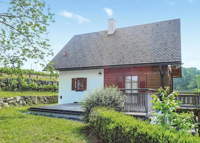 In بيت للعطل *